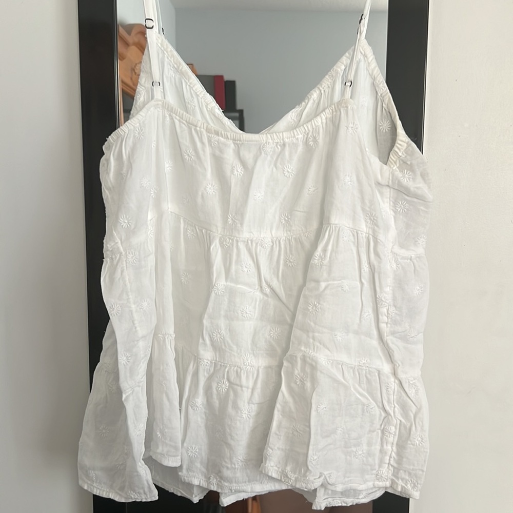 Old Navy Tank - Picture 3 of 4